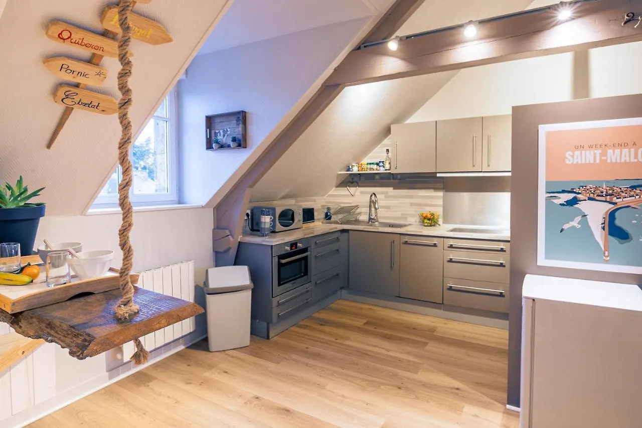 Le Petit Melorien Apartment Saint-Meloir-des-Ondes